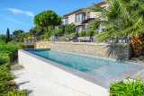 Piscine et jardin : Pourquoi un paysagiste change tout ?