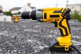Quelle cheville utilisée pour un mur en Carrelage & Placo ?
