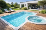 Comment prendre soin de sa terrasse bois autour de sa piscine ?