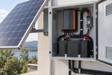 Quel panneau solaire pour recharger batterie 12v 200ah? Choisir🔋