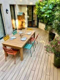 Comment sublimer une terrasse urbaine sans la surcharger