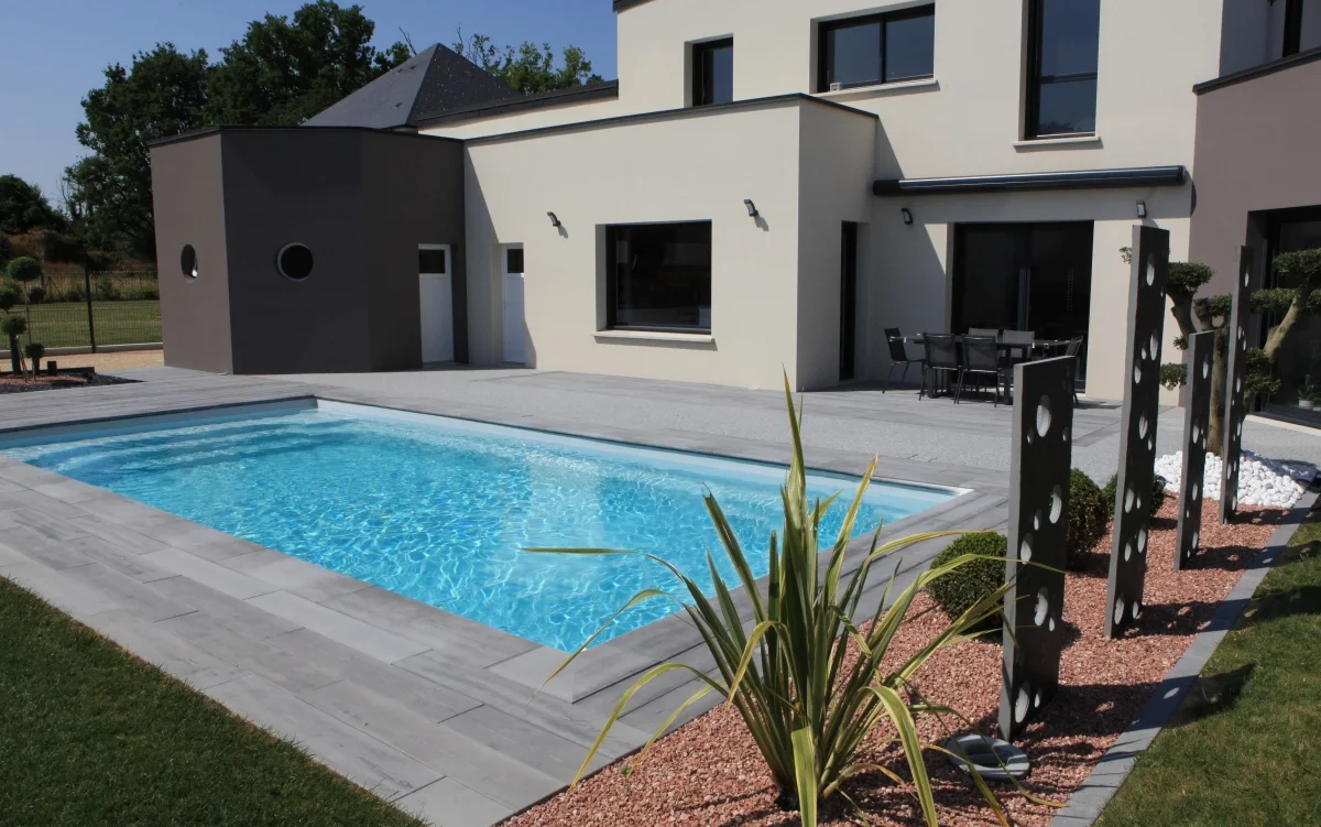 Comment choisir le liner de sa piscine : couleur, épaisseur ?